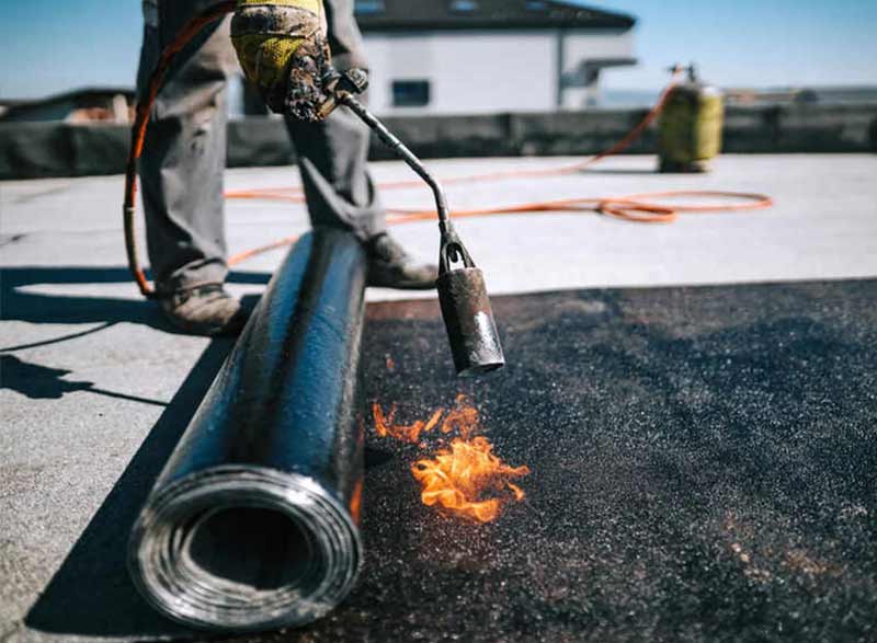 Couverture et Étanchéité toit plat terrass -  PÉRIOCHERÉNOV 06 : Couvreur dans les Alpes-Maritimes (06) et le Var (83) : Couverture et faîtage en neuf et en rénovation. Dépannage urgent de fuite sur toiture. Étanchéité toit plat terrasse
