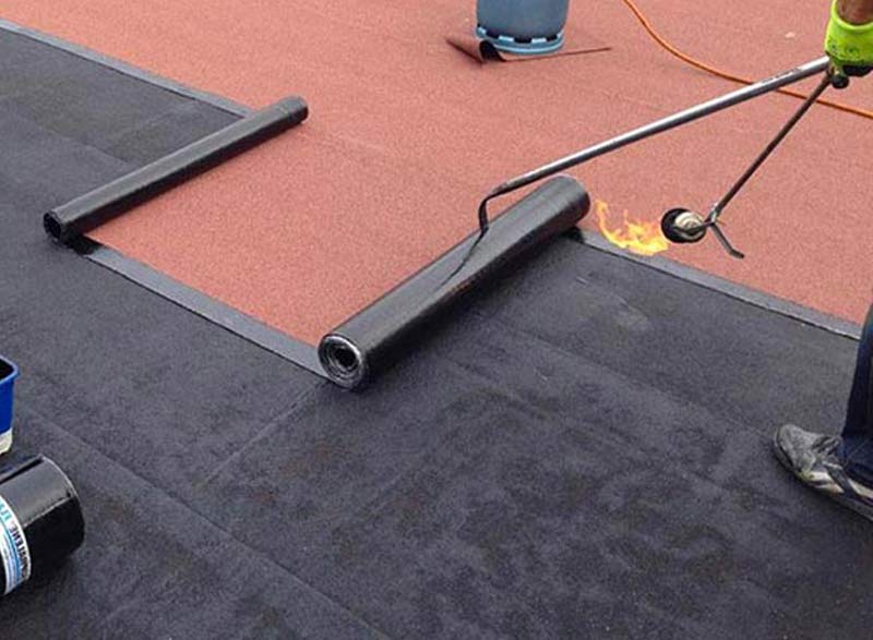 Couverture et Étanchéité toit plat terrass -  PÉRIOCHERÉNOV 06 : Couvreur dans les Alpes-Maritimes (06) et le Var (83) : Couverture et faîtage en neuf et en rénovation. Dépannage urgent de fuite sur toiture. Étanchéité toit plat terrasse